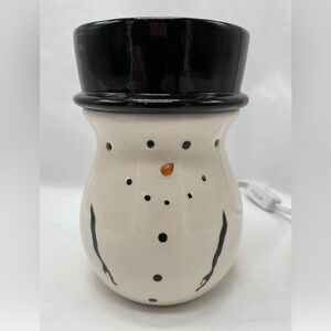 Candle Warmers Pluggable Fragrance/Wax Warmer Snowman The Holiday Collection